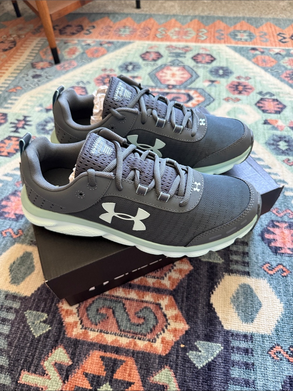 Under Armour Women’s Charged Assert 8 Shoes